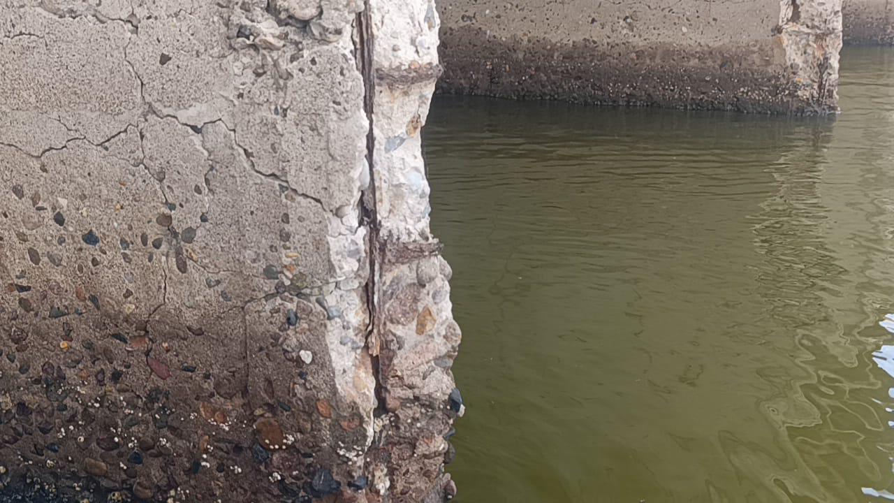 $!Puente de ‘agua dulce’ en Escuinapa está al borde de colapso, denuncian pescadores