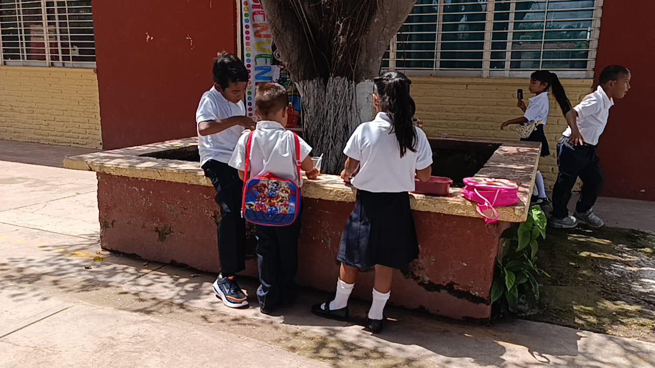 $!Arranca ciclo escolar en escuelas de educación básica en Escuinapa