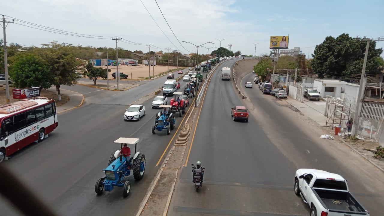 $!Productores agrícolas de Sinaloa hacen oír sus reclamos en Culiacán