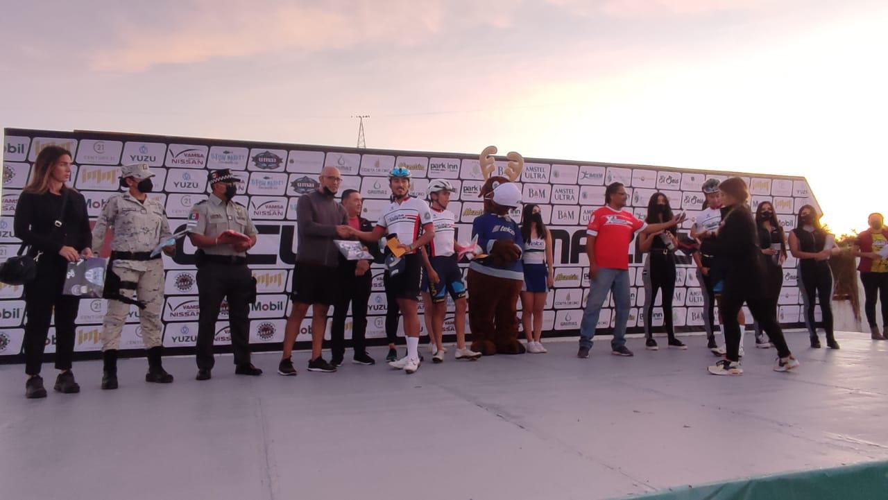 $!Multitudinaria participación en la edición 11 del Ciclotour Mazatlán