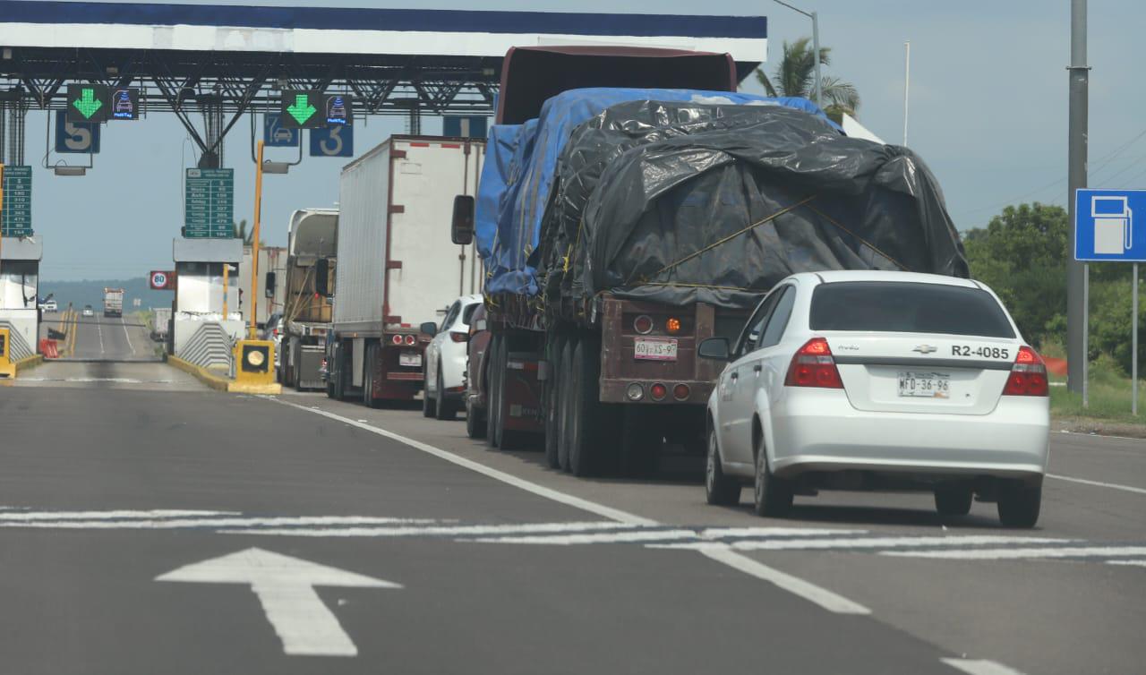 $!Registra autopista Mazatlán-Culiacán circulación fluida este jueves