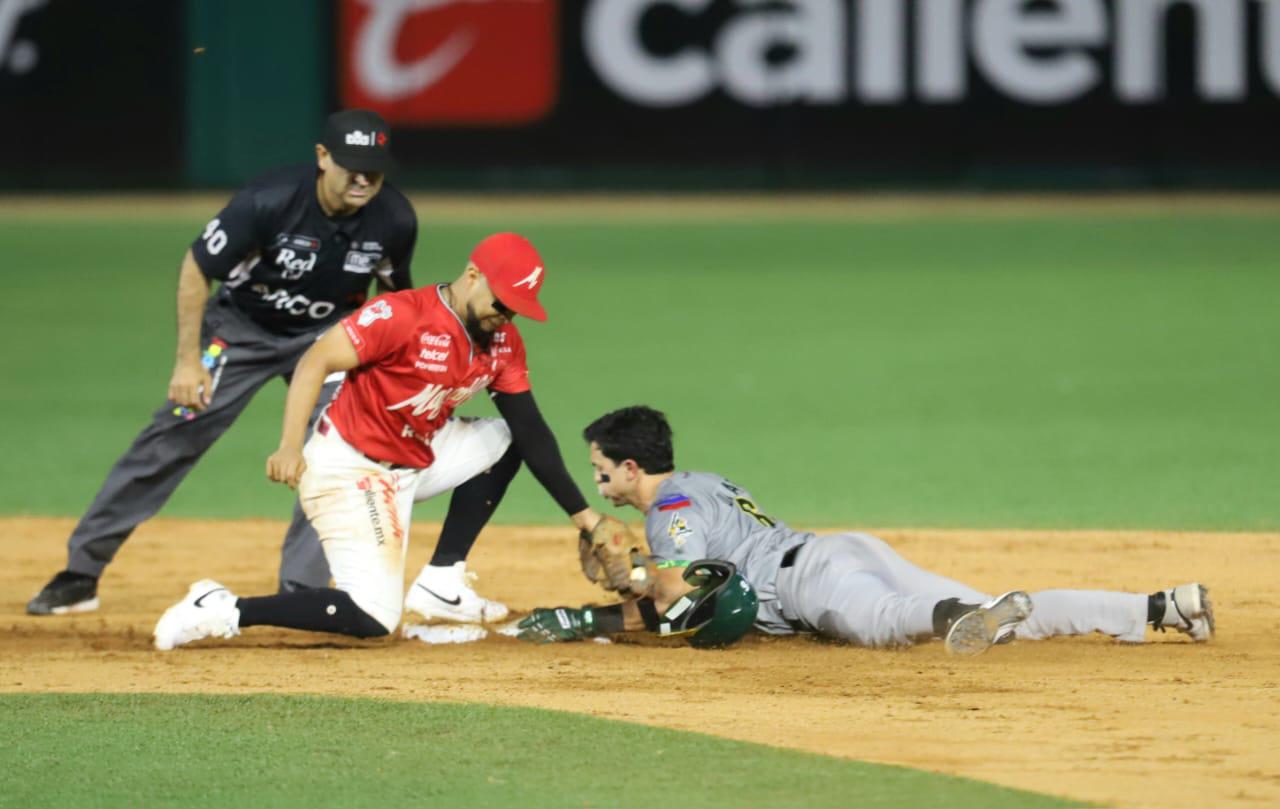 $!Falla Solano y Venados pierde primer juego ante Los Mochis