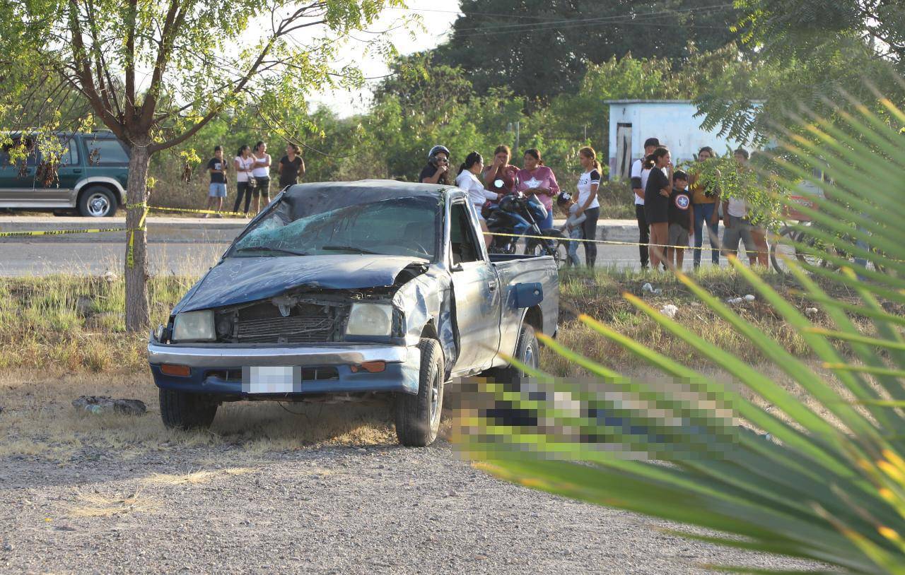 $!Mujer muere en volcadura a la altura de El Pozole, en Mazatlán