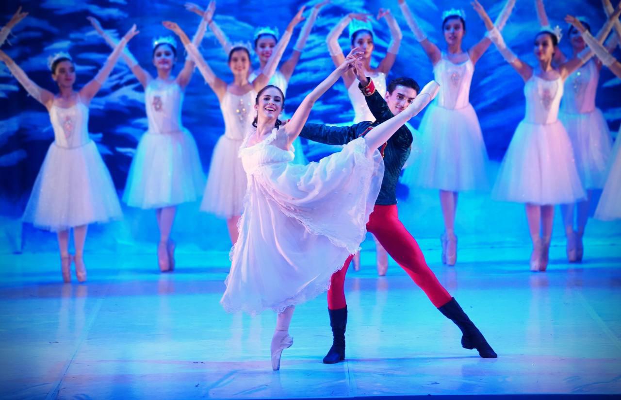 $!Participarán también la Compañía Ballet de Mazatlán, bailarines de danza contemporánea de la EPDM y alumnos de la Escuela Municipal de Ballet Clásico.