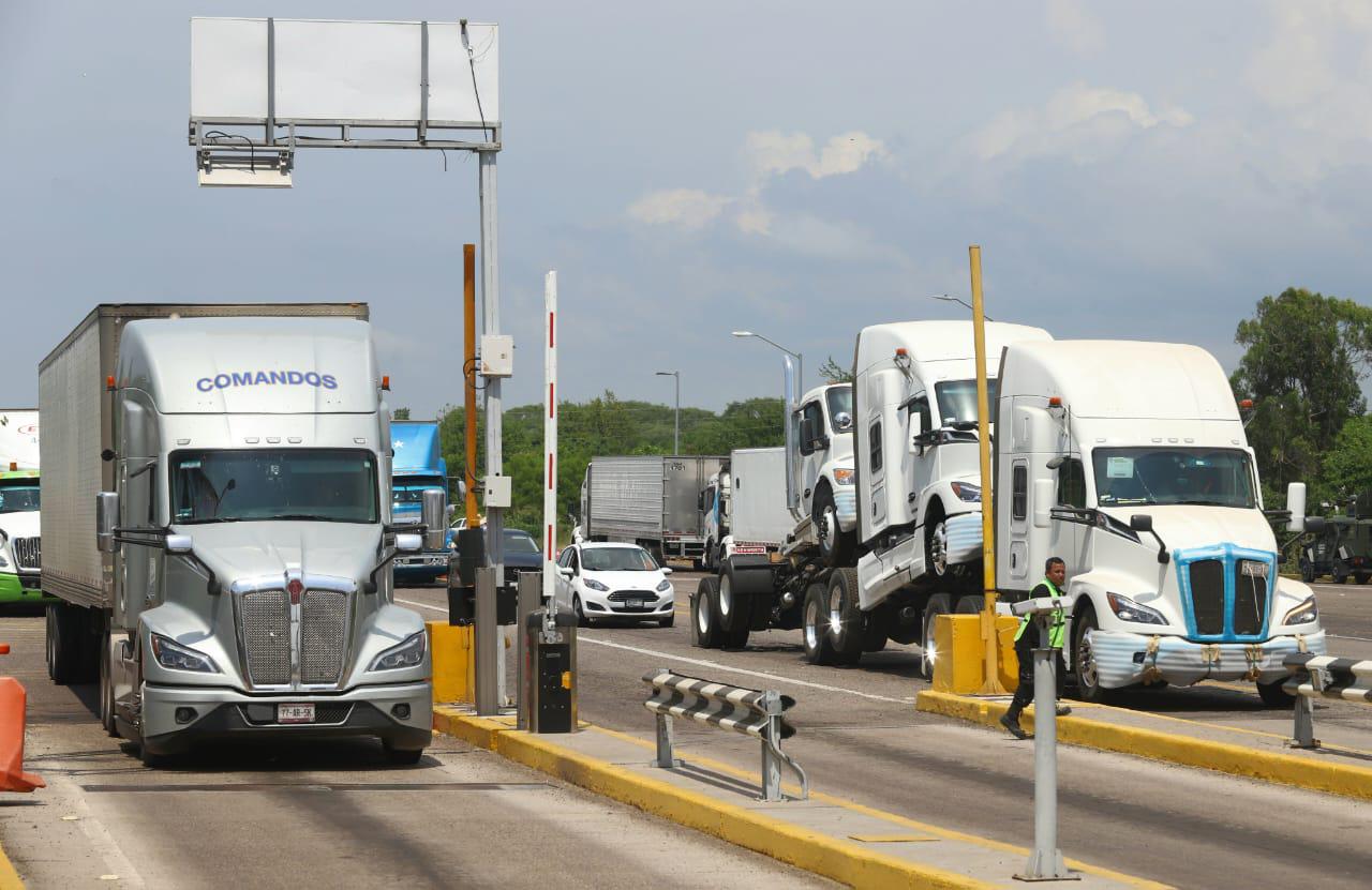 $!Registra autopista Mazatlán-Culiacán circulación fluida este jueves