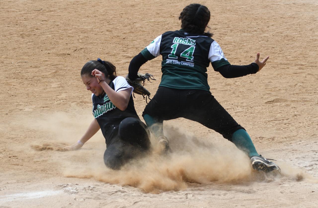 $!Suenan los bats en la tercera jornada de los Estatales Cobaes