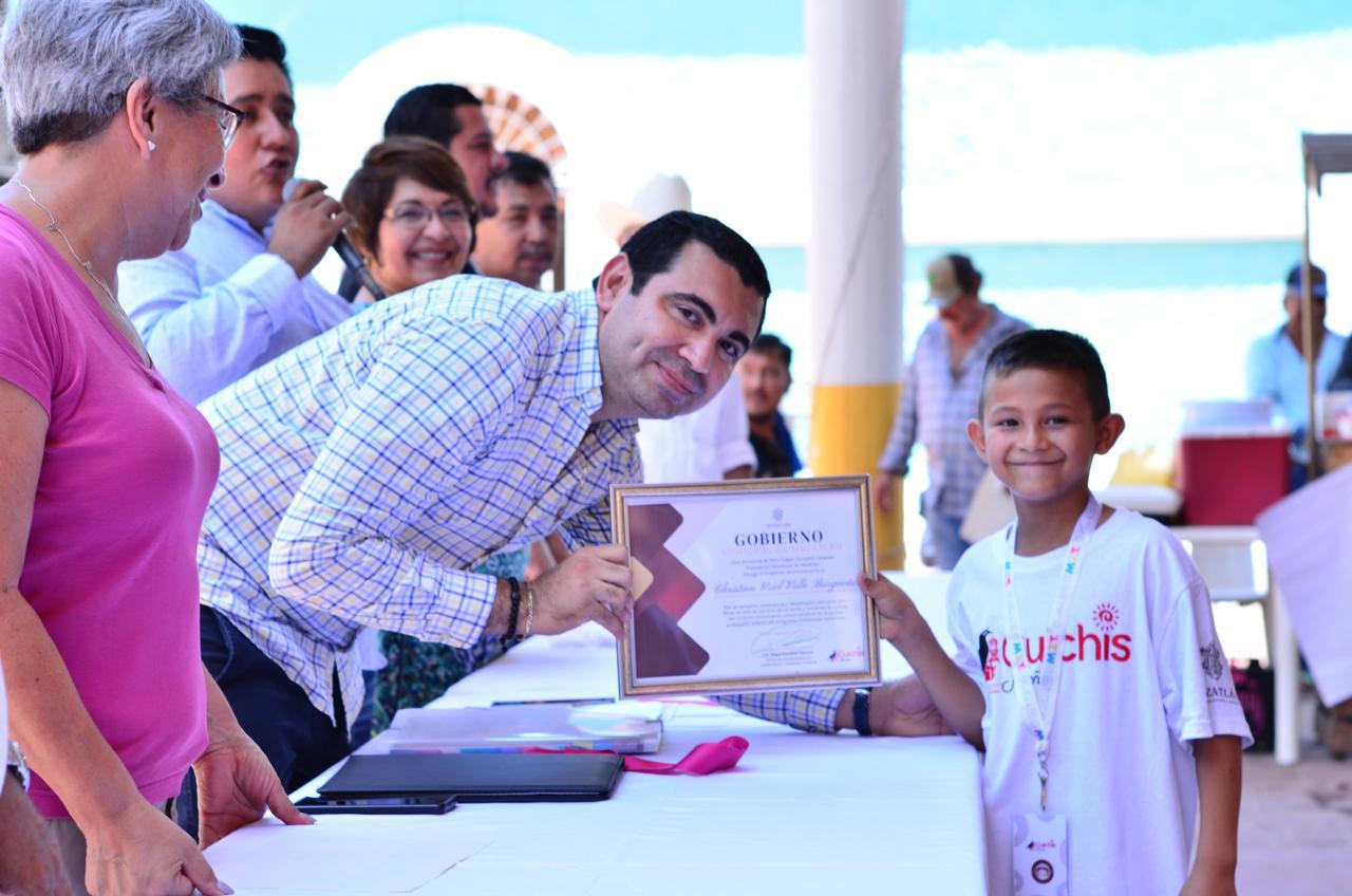 $!Christian Uriel, de La Noria, se convierte en el primer Embajador Infantil de Sinaloa