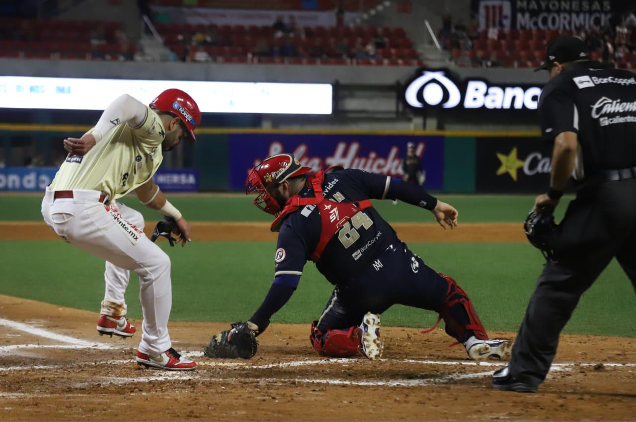 $!Responde Ervin con noche explosiva y Venados pega primero