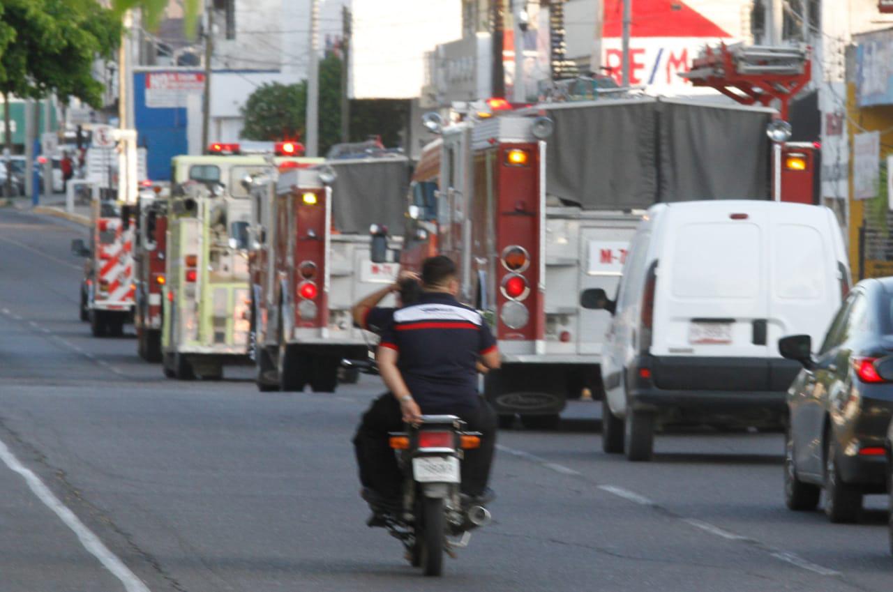 $!Destaca sacerdote que bomberos dejan todo por servir al prójimo