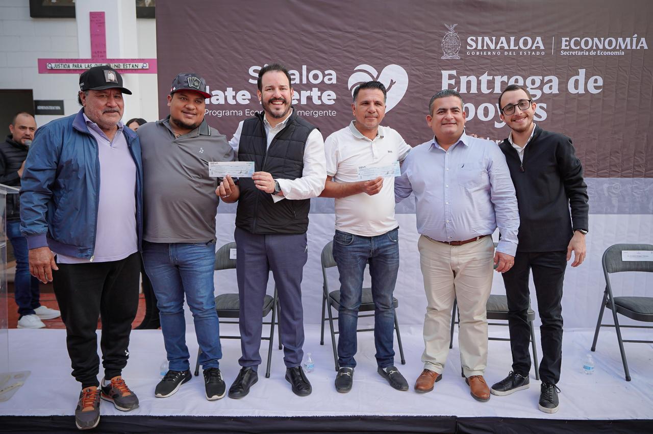 $!Reparten apoyos a músicos y comerciantes de Navolato, San Ignacio y Cosalá