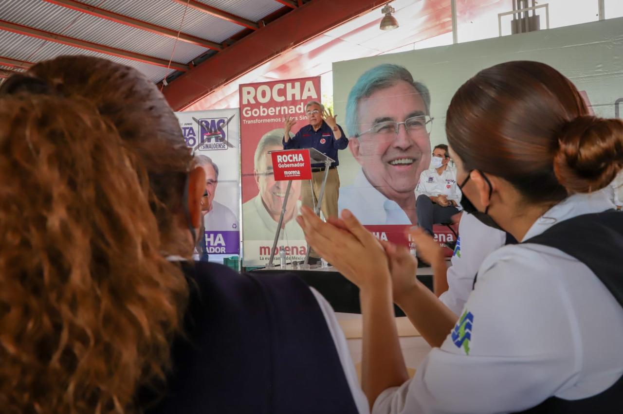 $!Promete Rocha Moya justicia laboral al personal de salud en Sinaloa