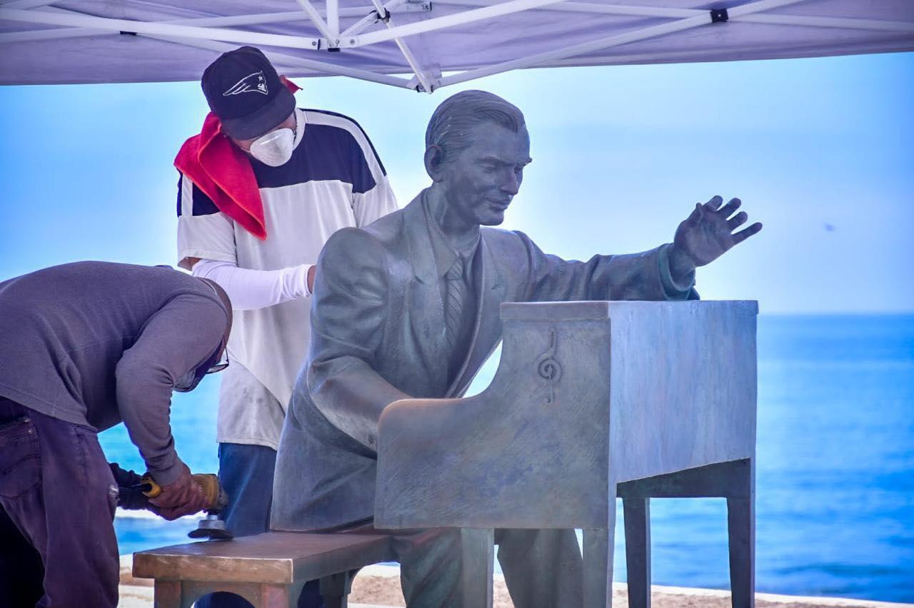 $!Restauran monumentos de Olas Altas, en Mazatlán