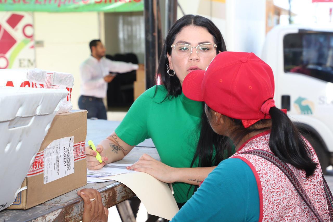 $!Ante el desabasto de insumos por la violencia, llevan despensas a más comunidades de Elota