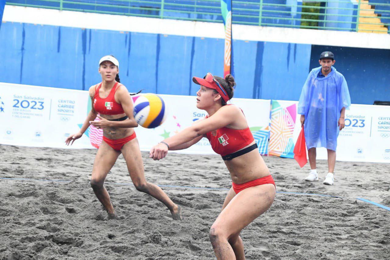 $!¡Sinaloense Abril Flores gana bronce en voleibol de playa de los Centroamericanos!