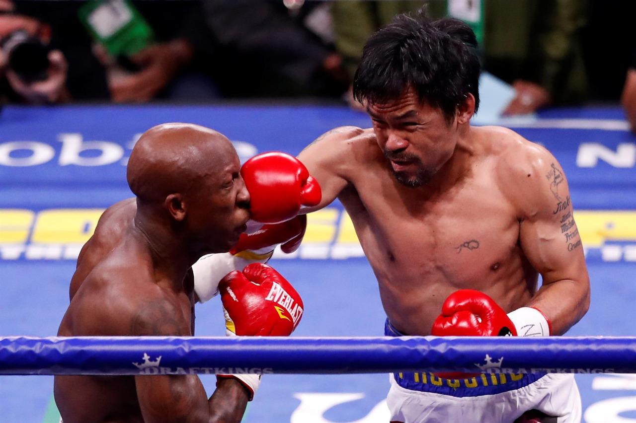 $!Manny Pacquiao cae por decisión unánime ante Yordenis Ugás en su regreso al ring