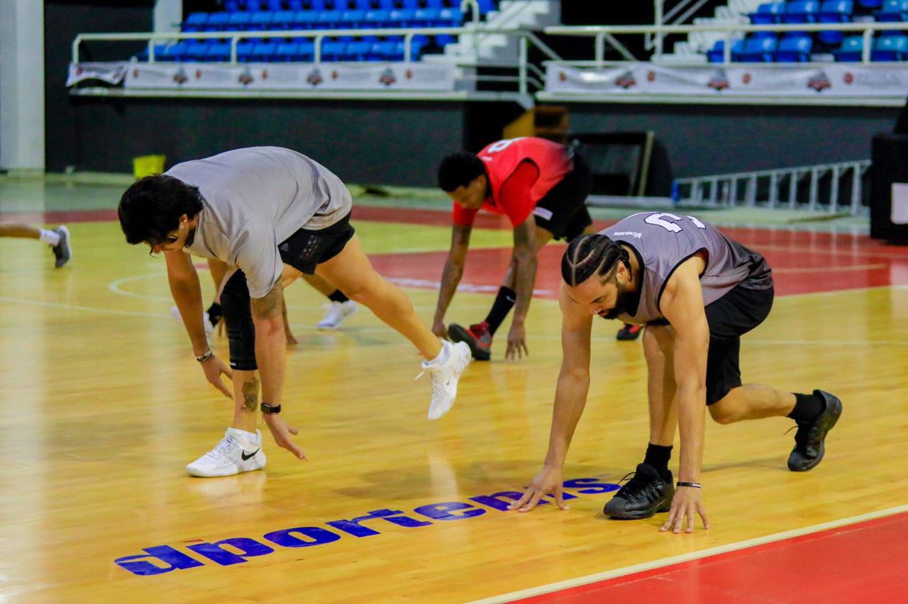 $!Venados Basketball sostiene doble práctica en su cuarto día de pretemporada