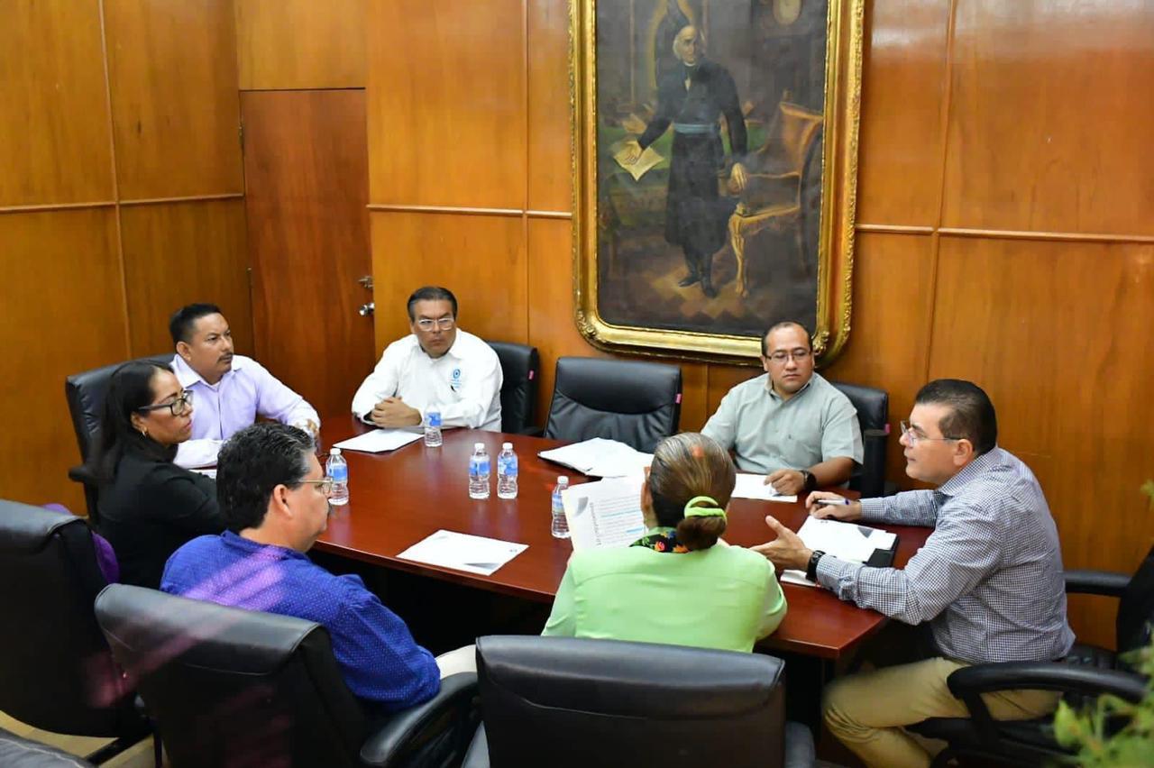 $!Acepta Alcalde de Mazatlán la Agenda Ciudadana, 10 Compromisos Anticorrupción; ‘El Químico’ la rechazó