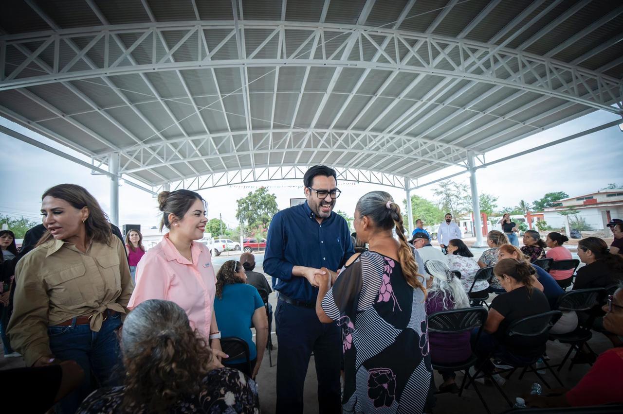 $!Entrega Alcalde de Culiacán techumbre en comunidad de Oso Viejo, sindicatura de Quilá