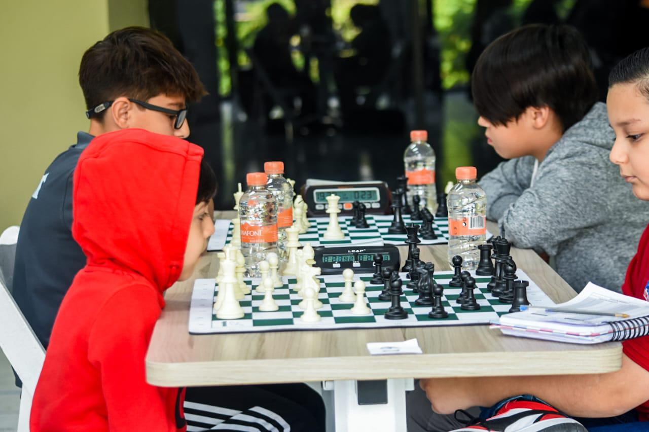 $!Inauguran la segunda edición del Torneo de Ajedrez Blanco y Negro en Yameto Café con Voz