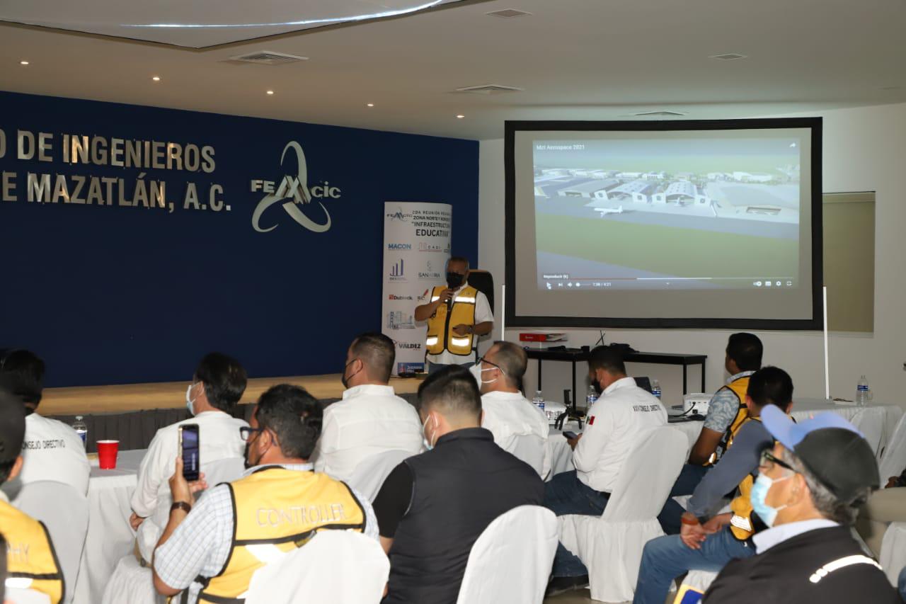 $!Presentan Parque Aeroespacial MZT a miembros del Colegio de Ingenieros de Mazatlán