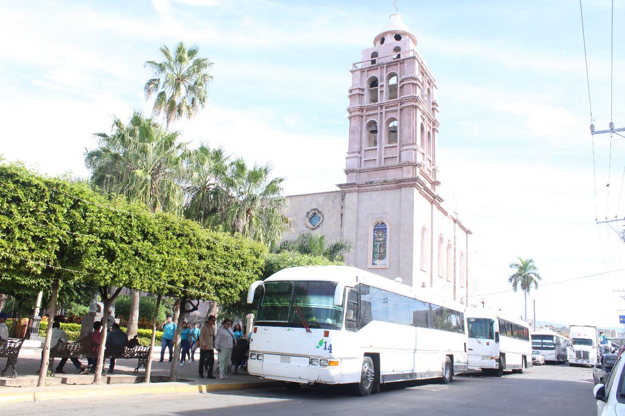 $!Camiones partieron de Escuinapa a Culiacán al informe de Rocha Moya