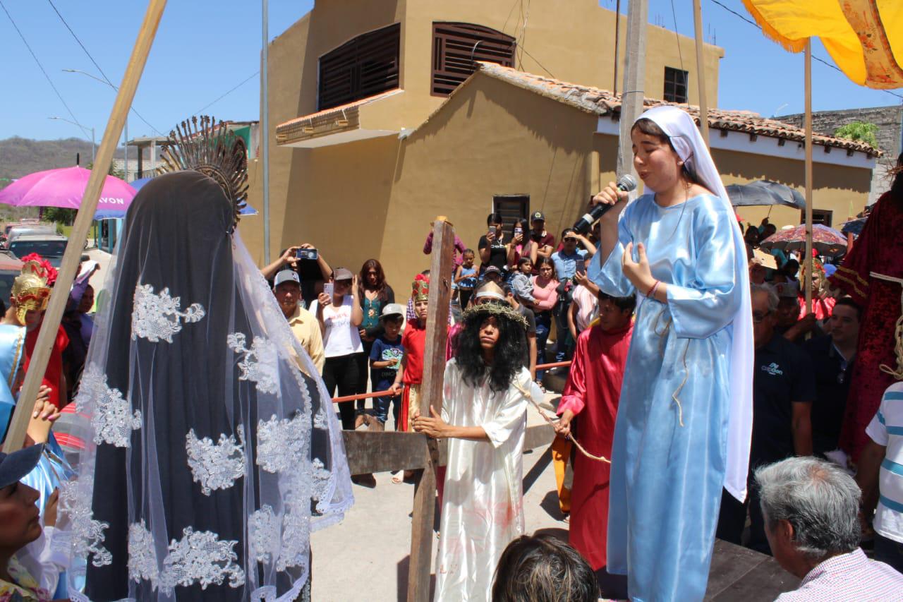 $!Se cumplen 322 años del tradicional Viacrucis de la comunidad indígena de Matatán