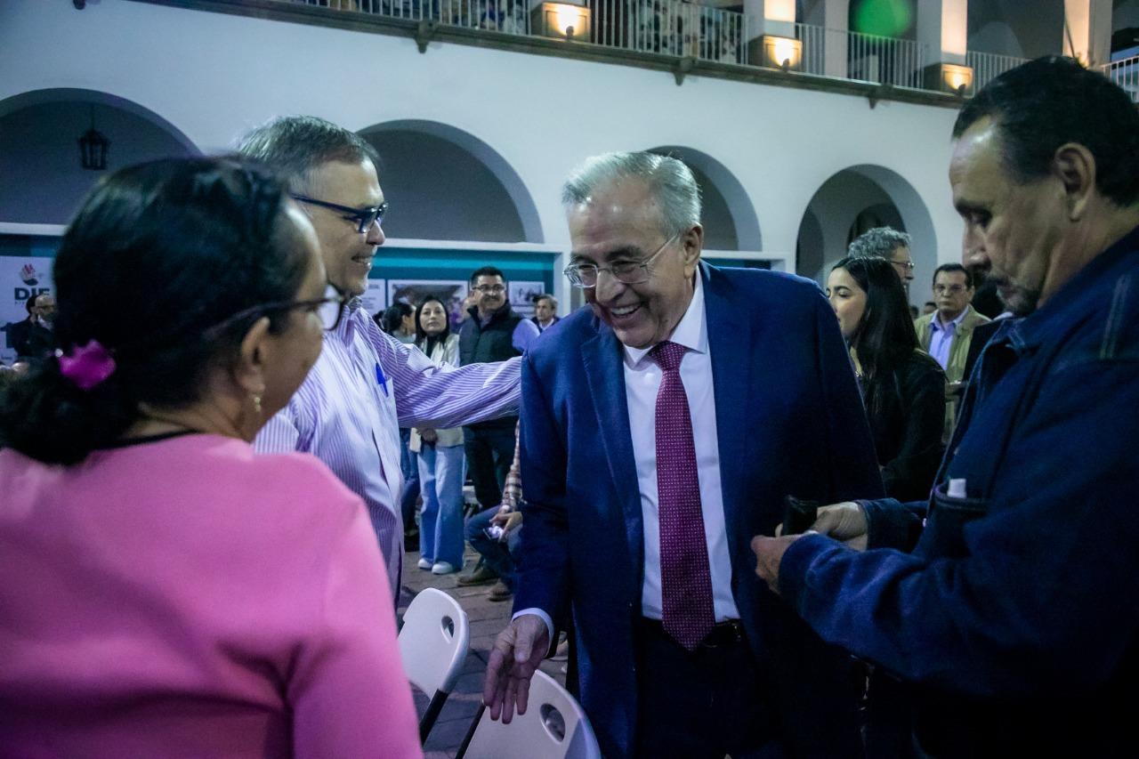 $!La lectura de libros es un acto liberador, dice Rocha Moya al clausurar la FIL Culiacán