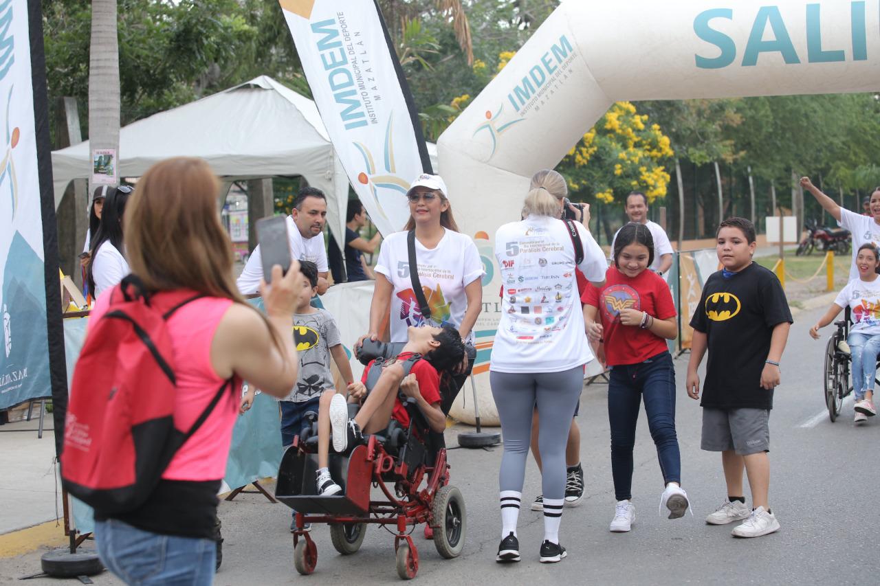 $!Jesús Labrador gana los 5K de la Quinta Caminata por el Día Internacional de la Parálisis Cerebral