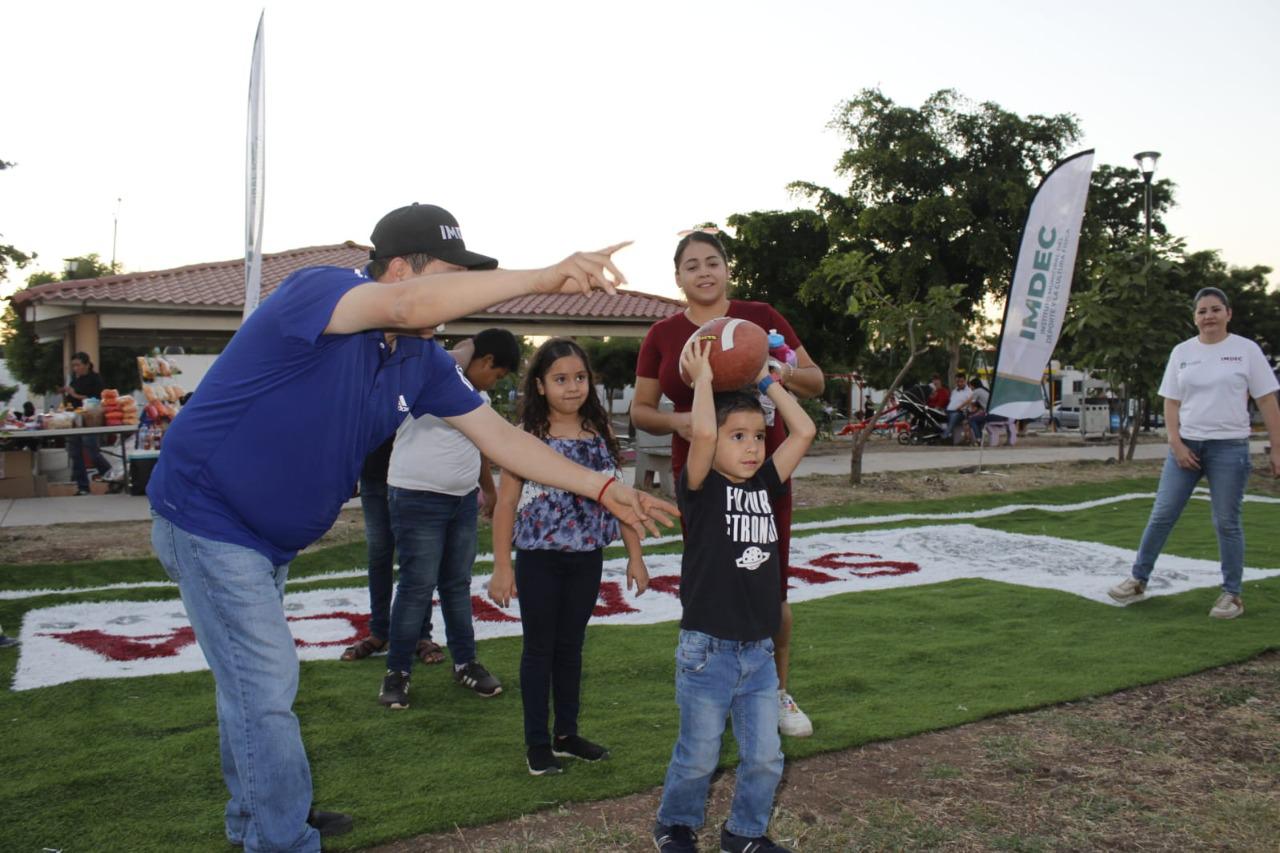 $!Llevan exhibición de karate al programa ‘Construyamos La Paz’, en Culiacán