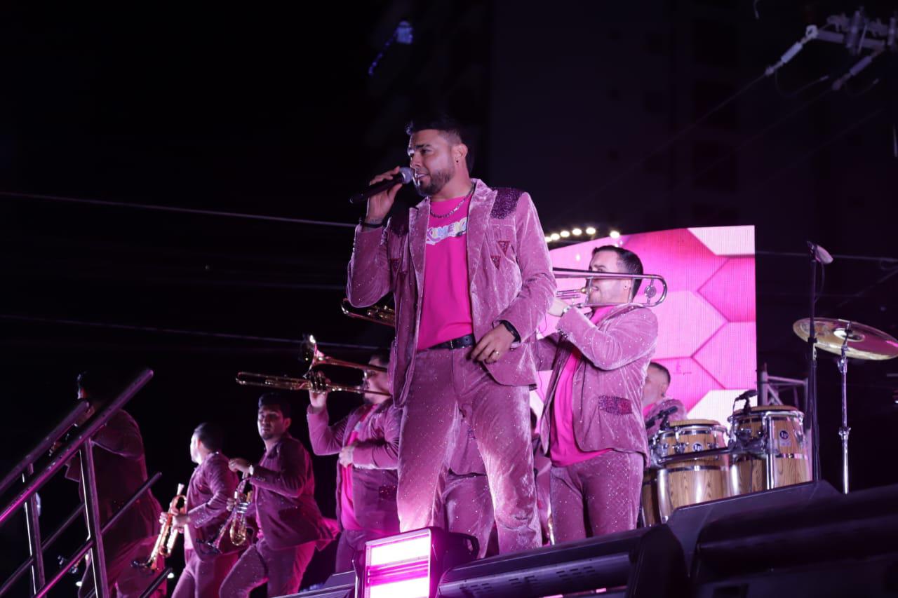 $!Presenta Banda El Recodo el tema ‘Ximena Es’, para la candidata a Reina Infantil del Carnaval de Mazatlán 2025