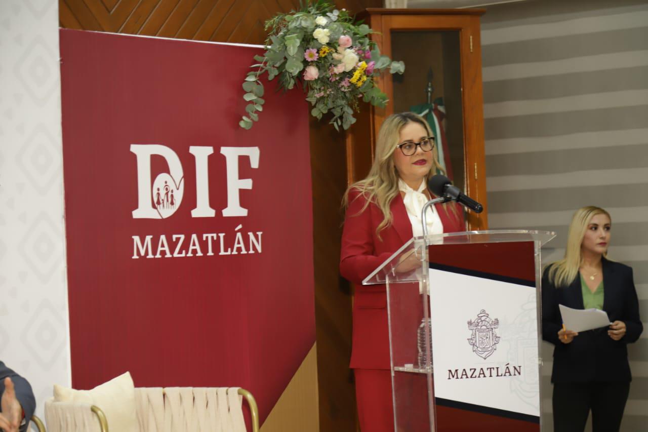 $!Entrega presidenta del Sistema DIF Municipal su informe de actividades 2023-2024