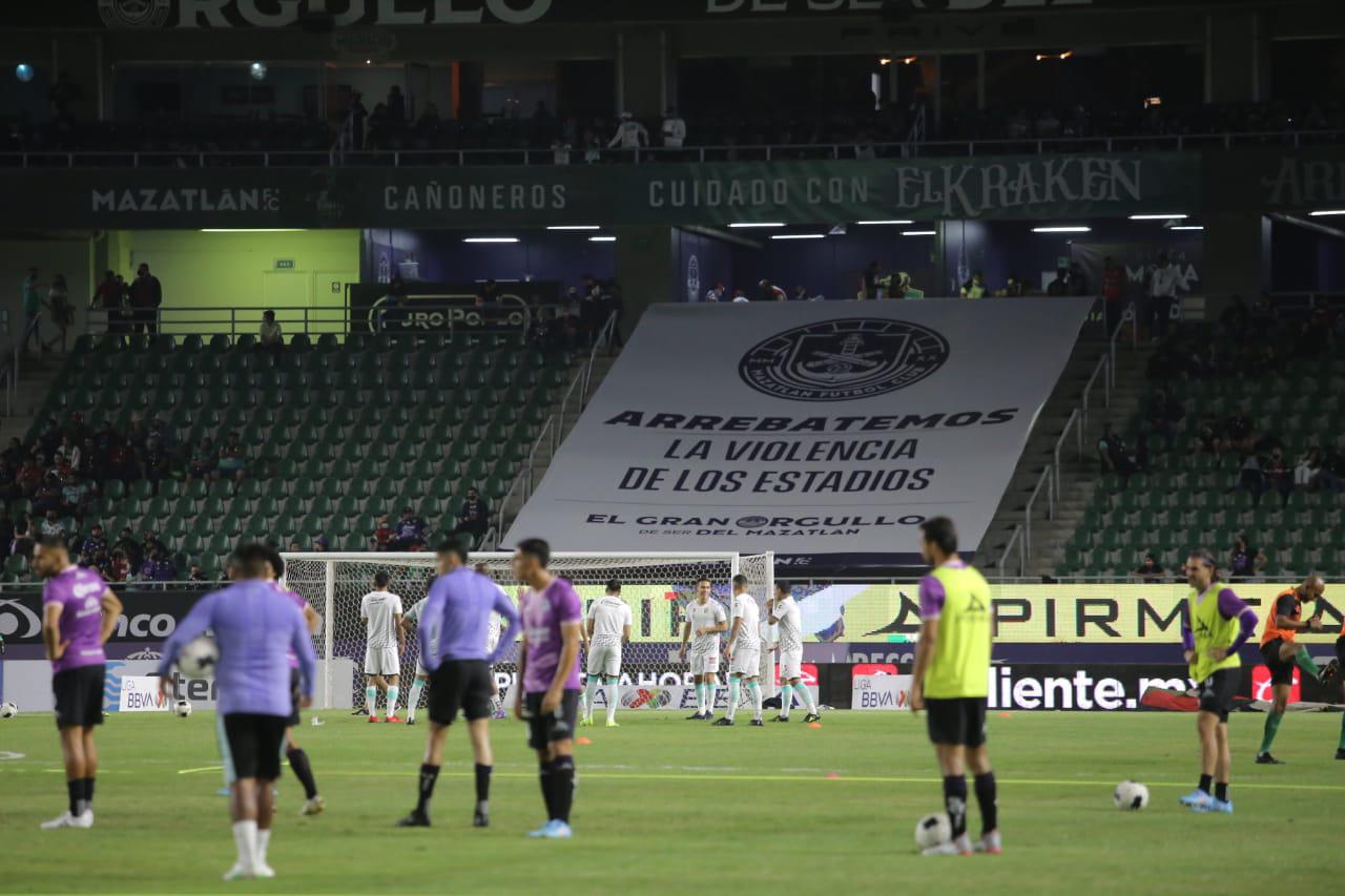 $!Aumenta seguridad en el estadio de futbol Kraken, en Mazatlán