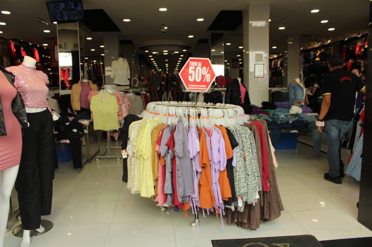 $!Solo hubo ventas bajas en ‘El Buen Fin’, coinciden comerciantes del Centro de Culiacán