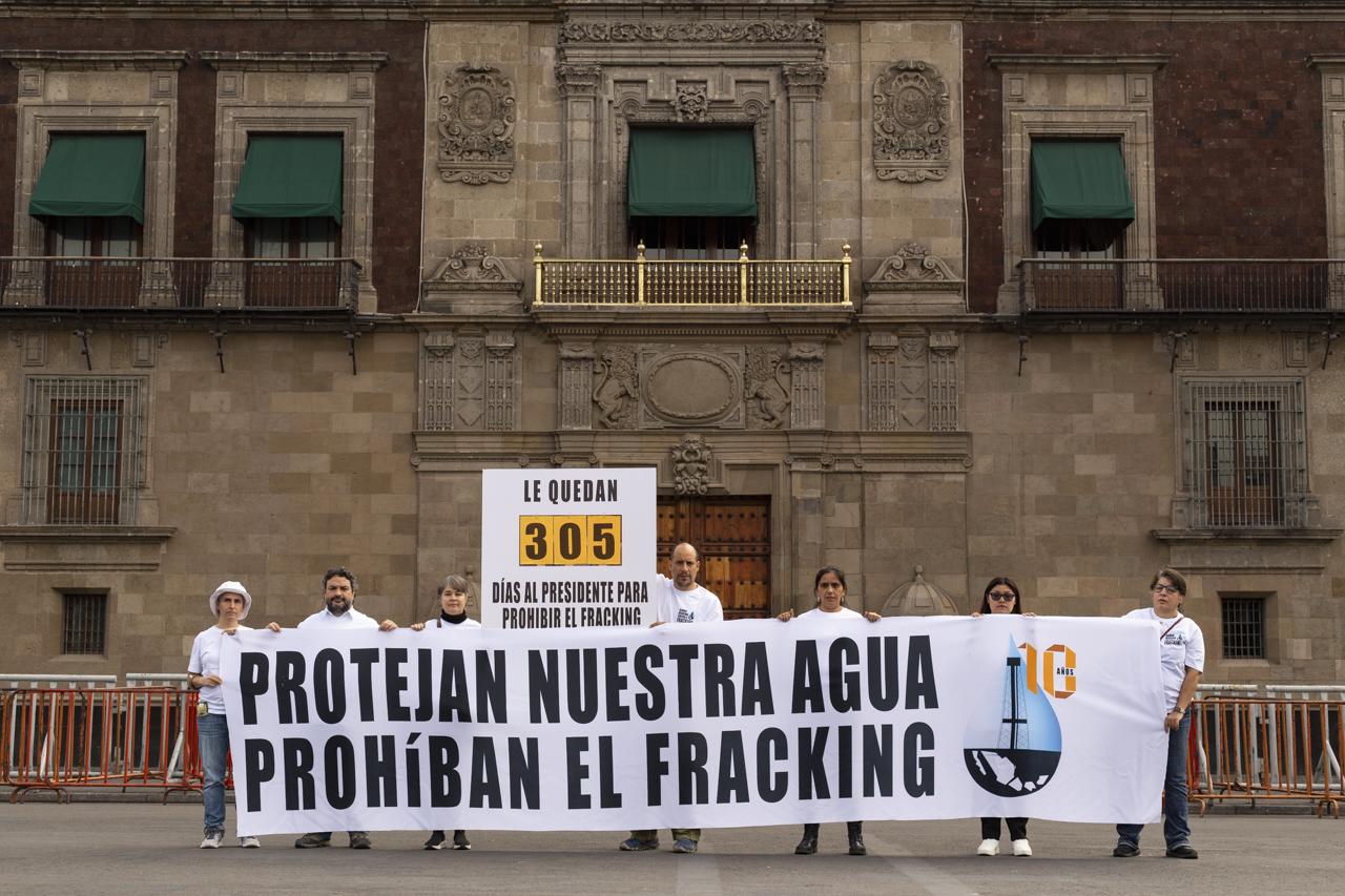 $!Integrantes de la Alianza afuera de Palacio Nacional.