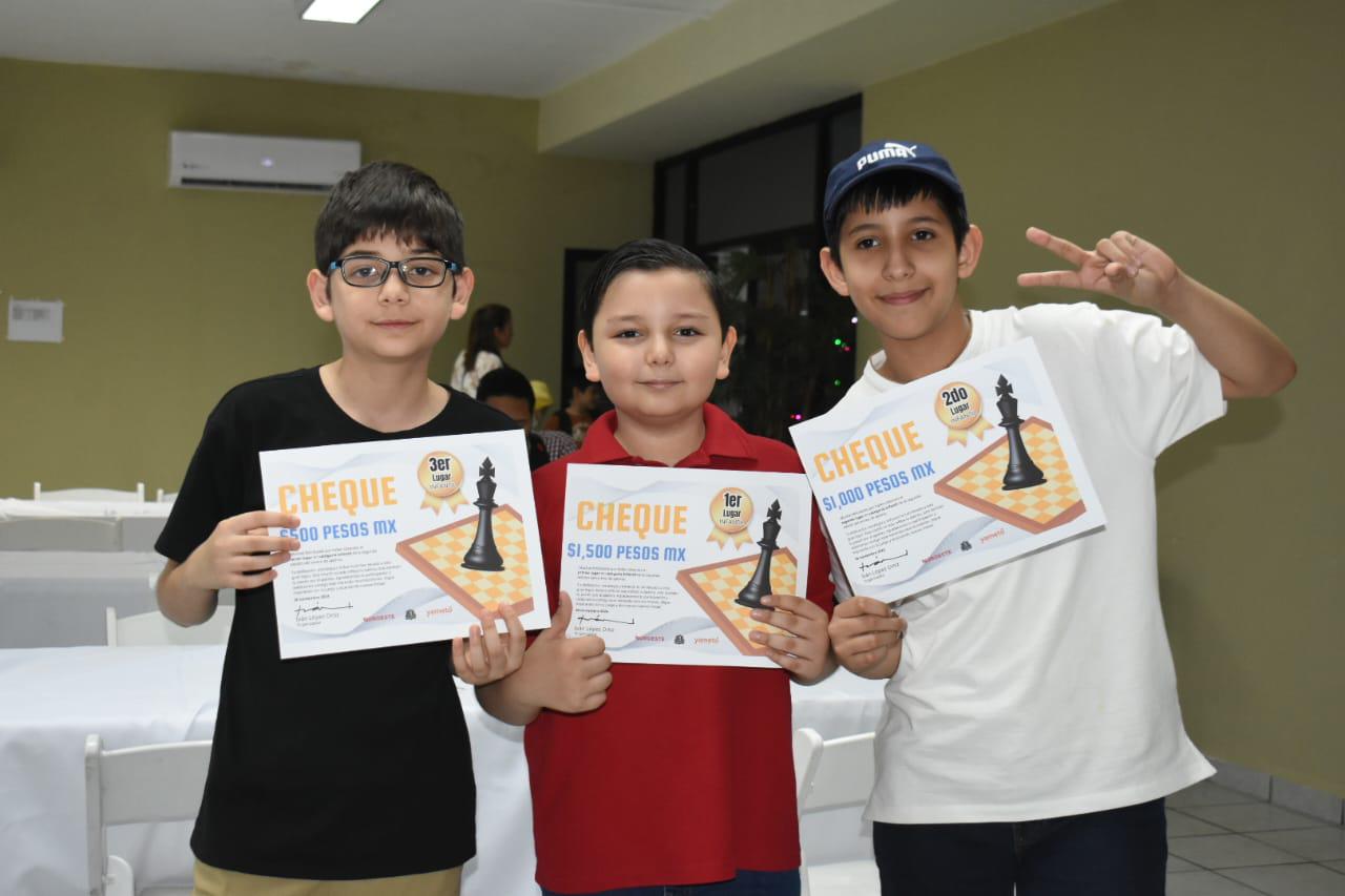 $!Alfredo Félix, Brayan Moreno y Mateo Salazar logran bicampeonato en el Torneo Blanco y Negro