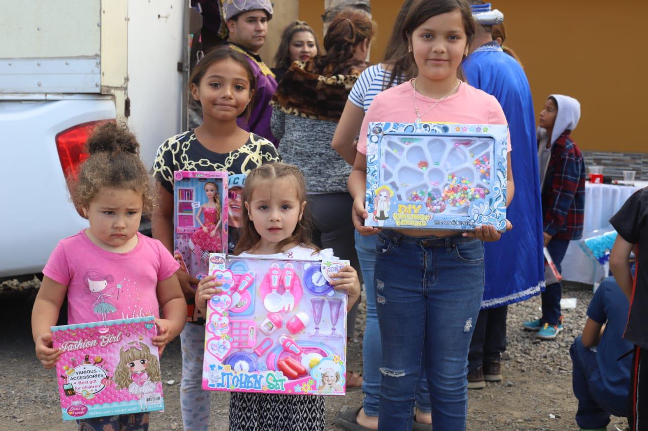 $!¡Gracias! Cumplen los Reyes Magos de Noroeste una vez más con niñas y niños de Mazatlán