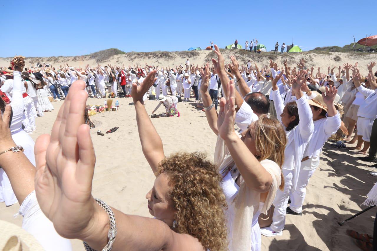 $!‘Saludan al Sol’ en Las Labradas por el Equinoccio de Primavera