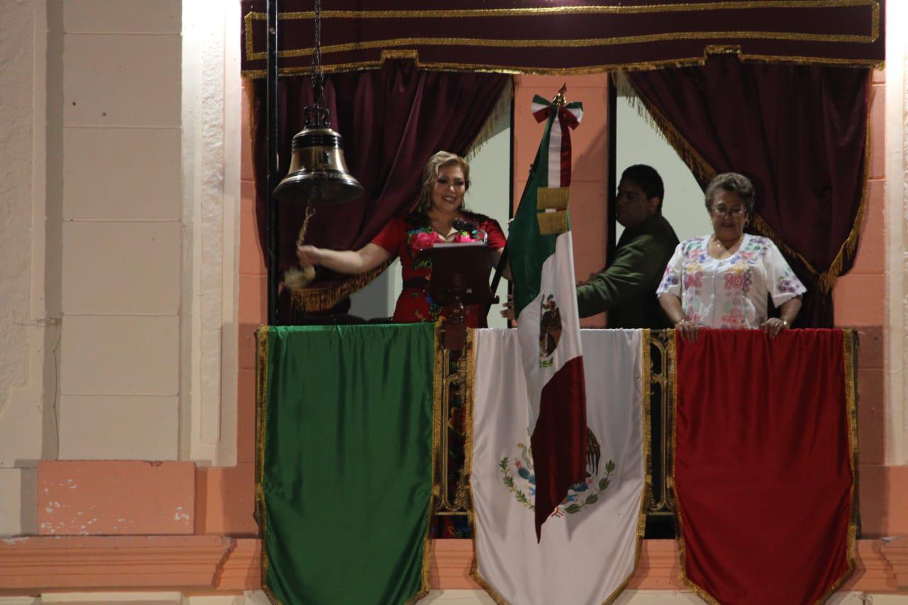 $!‘¡Viva Sinaloa!’, grita Alcaldesa de Rosario en festejo de Independencia