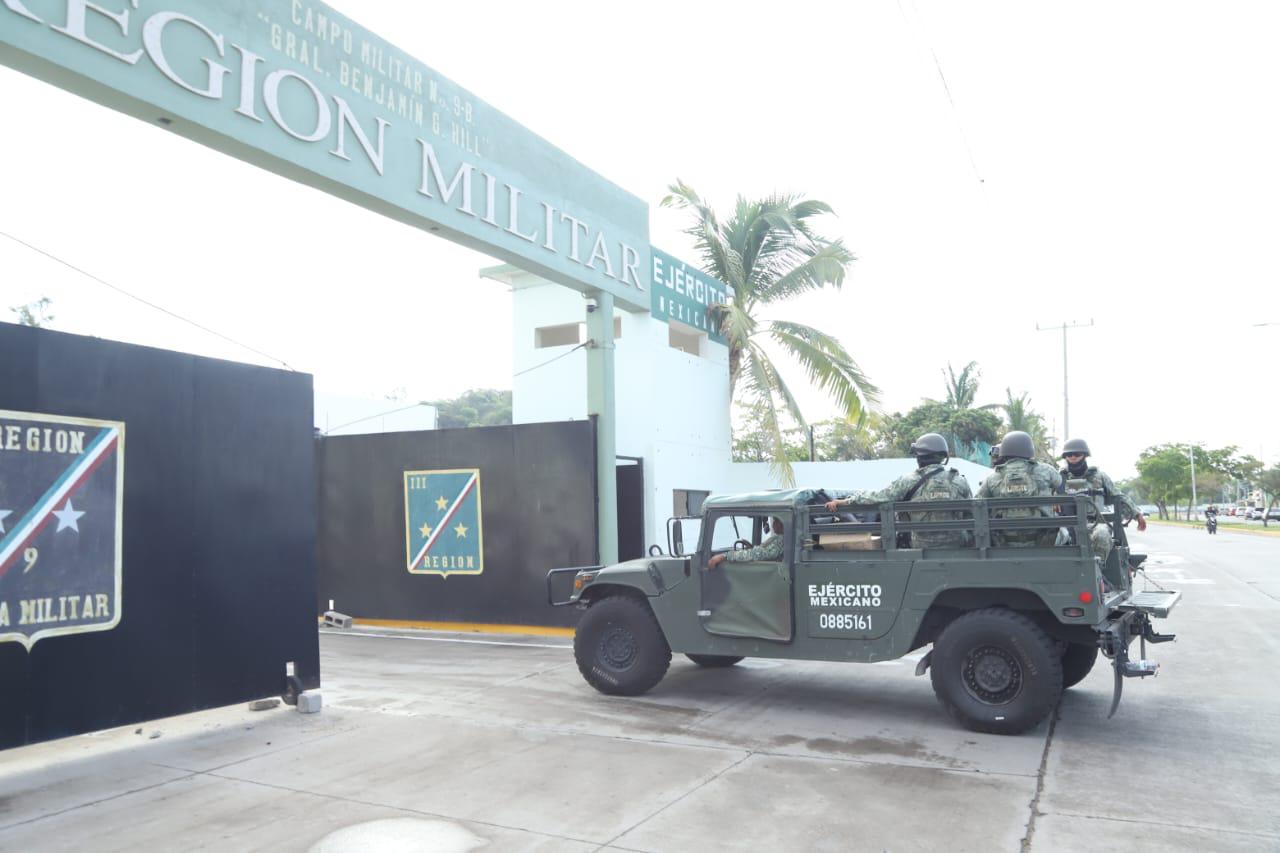 $!‘Con que estén en Mazatlán es ganancia’, dice el Alcalde sobre el arribo de 600 militares a Sinaloa