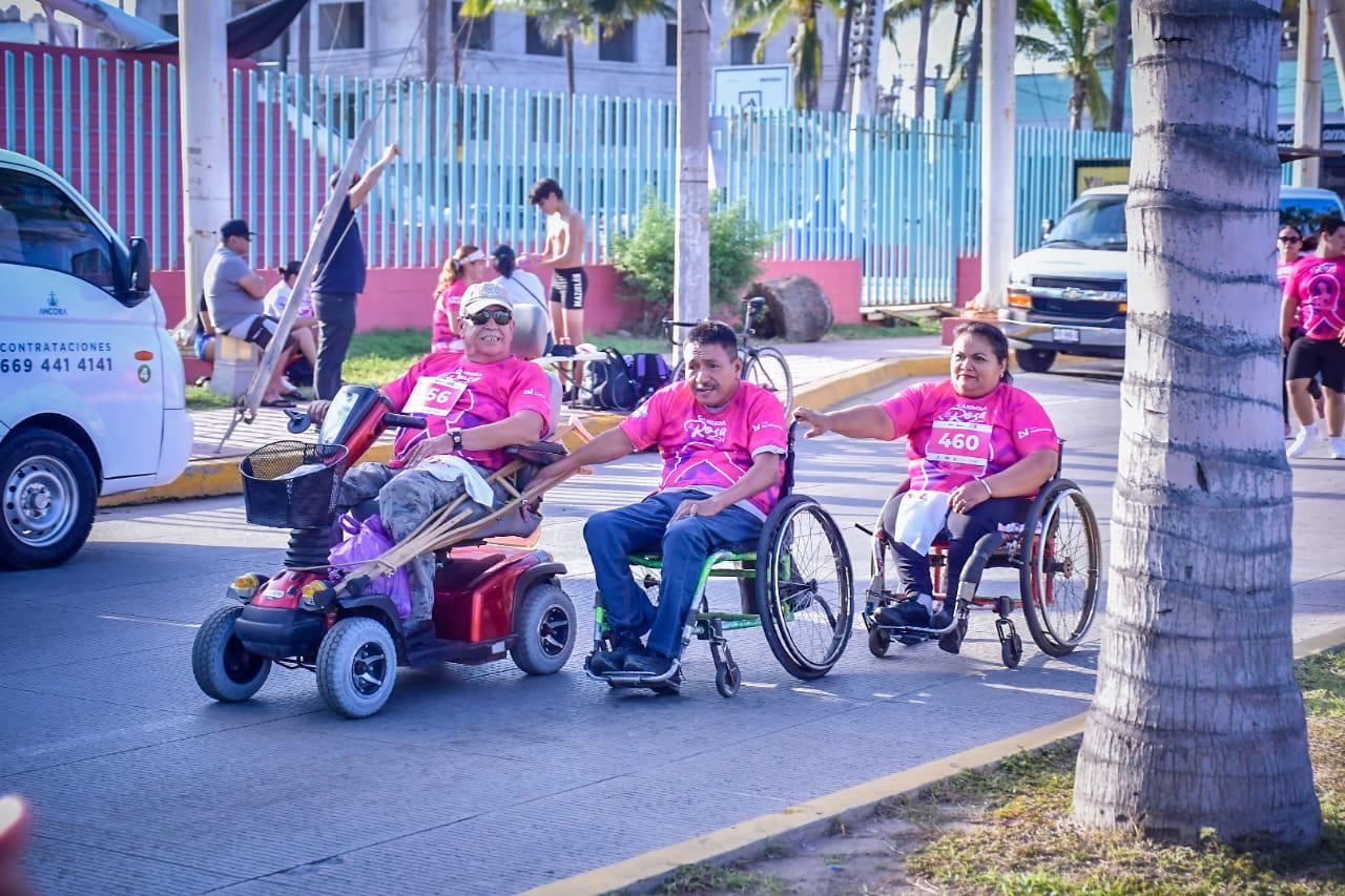 $!Impulsan Alcalde de Mazatlán y su esposa la detección oportuna del cáncer de mama