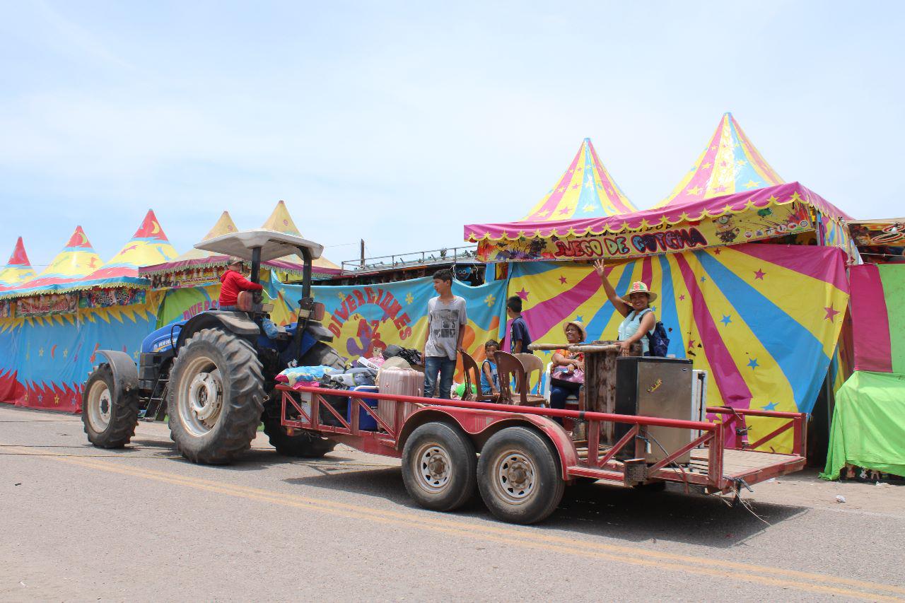 $!Llegan familias a Fiesta de Las Cabras con refrigeradores y estufas