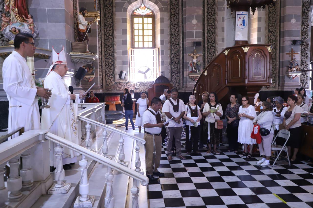 $!Obispo de Mazatlán llama a buscar entendimiento, armonía y unidad en la familia