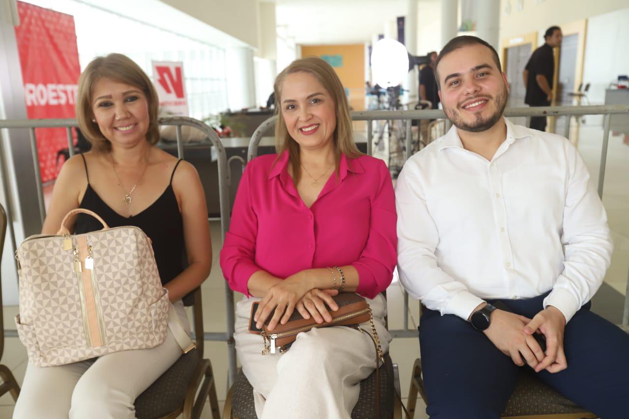 $!Susana Campos, Diana Duarte y Aldo Vega.