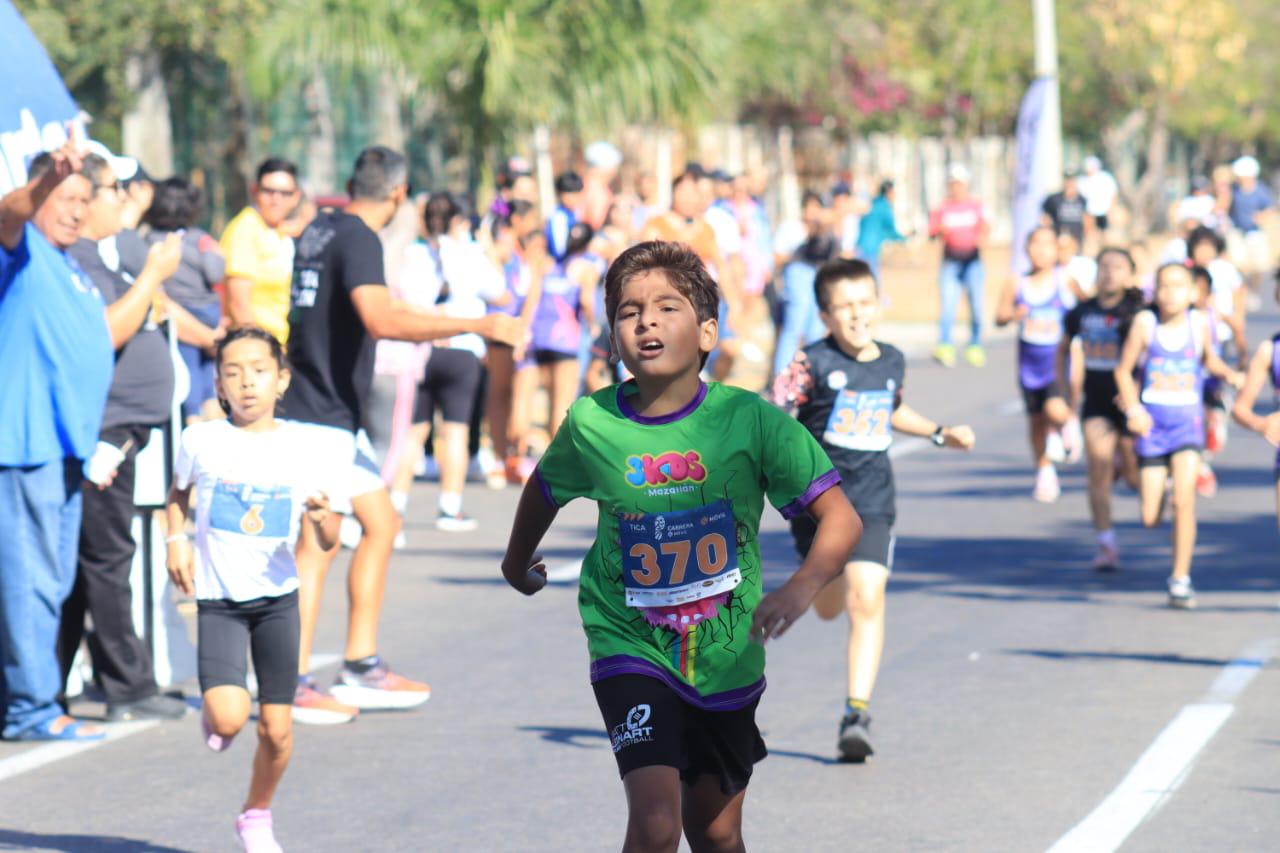 $!Conquistan más de 500 runners Avenida Leonismo, en la Carrera G Móvil