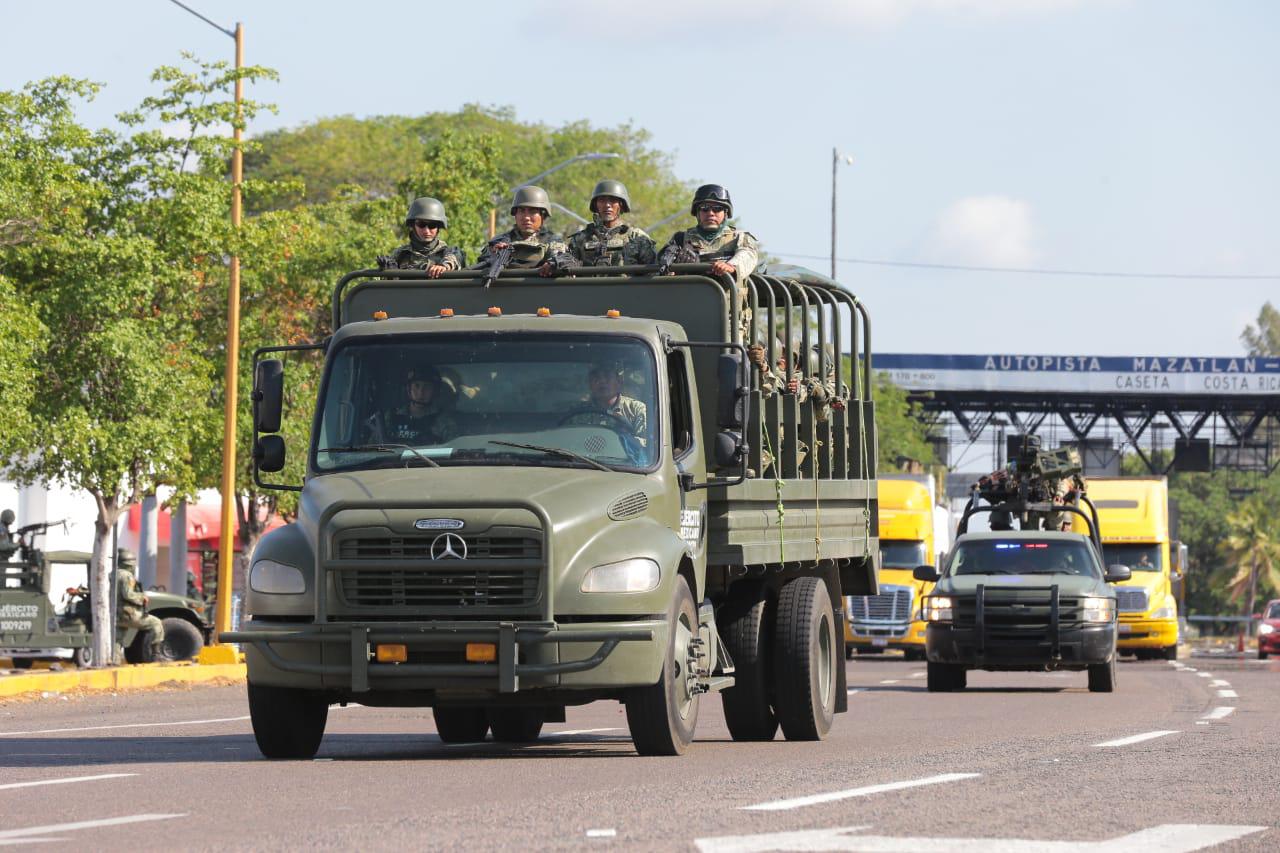 $!Llegan 250 elementos militares a Sinaloa, este domingo