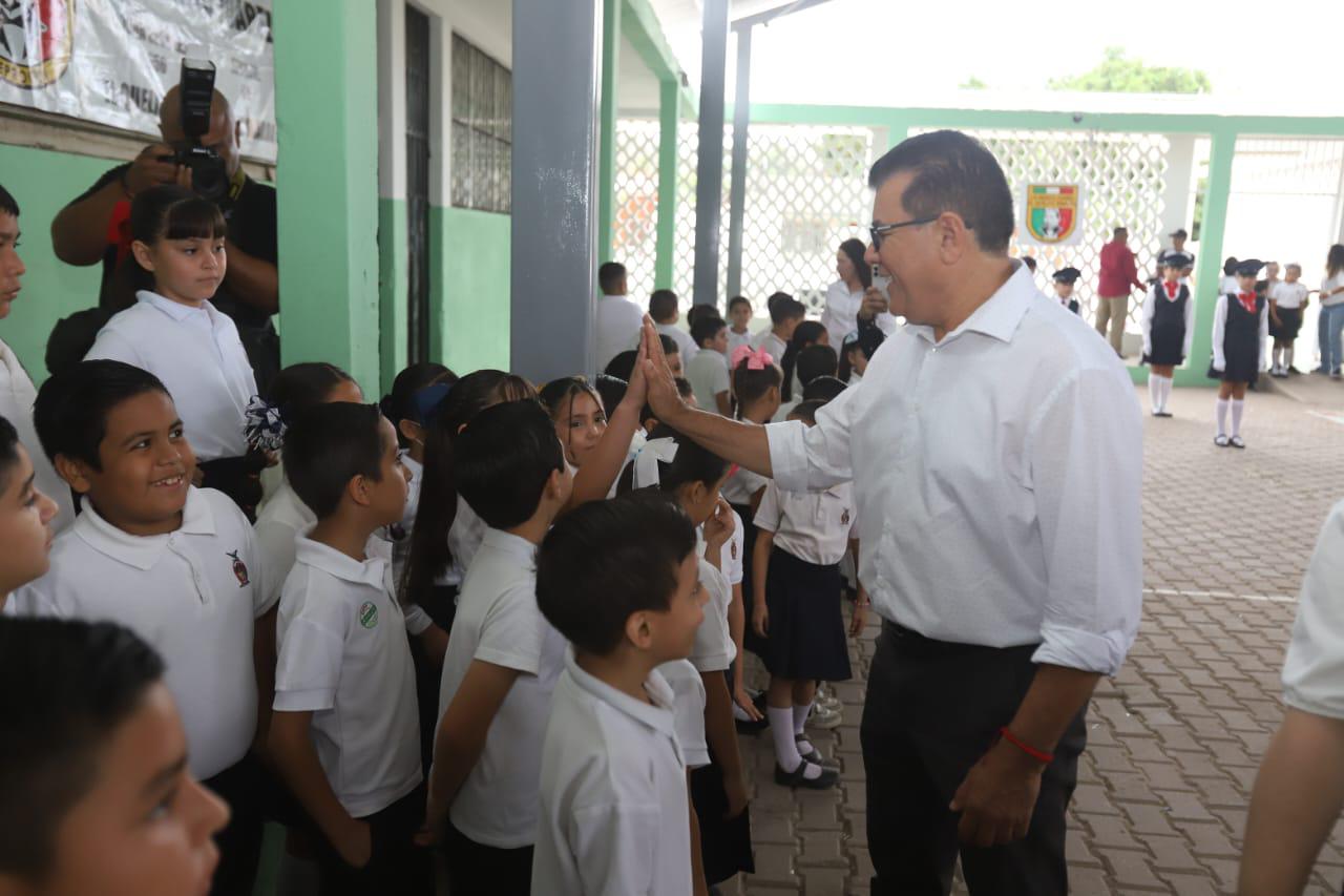 $!Solicitan en primaria de El Quelite sonido, aula lúdica y aires acondicionados