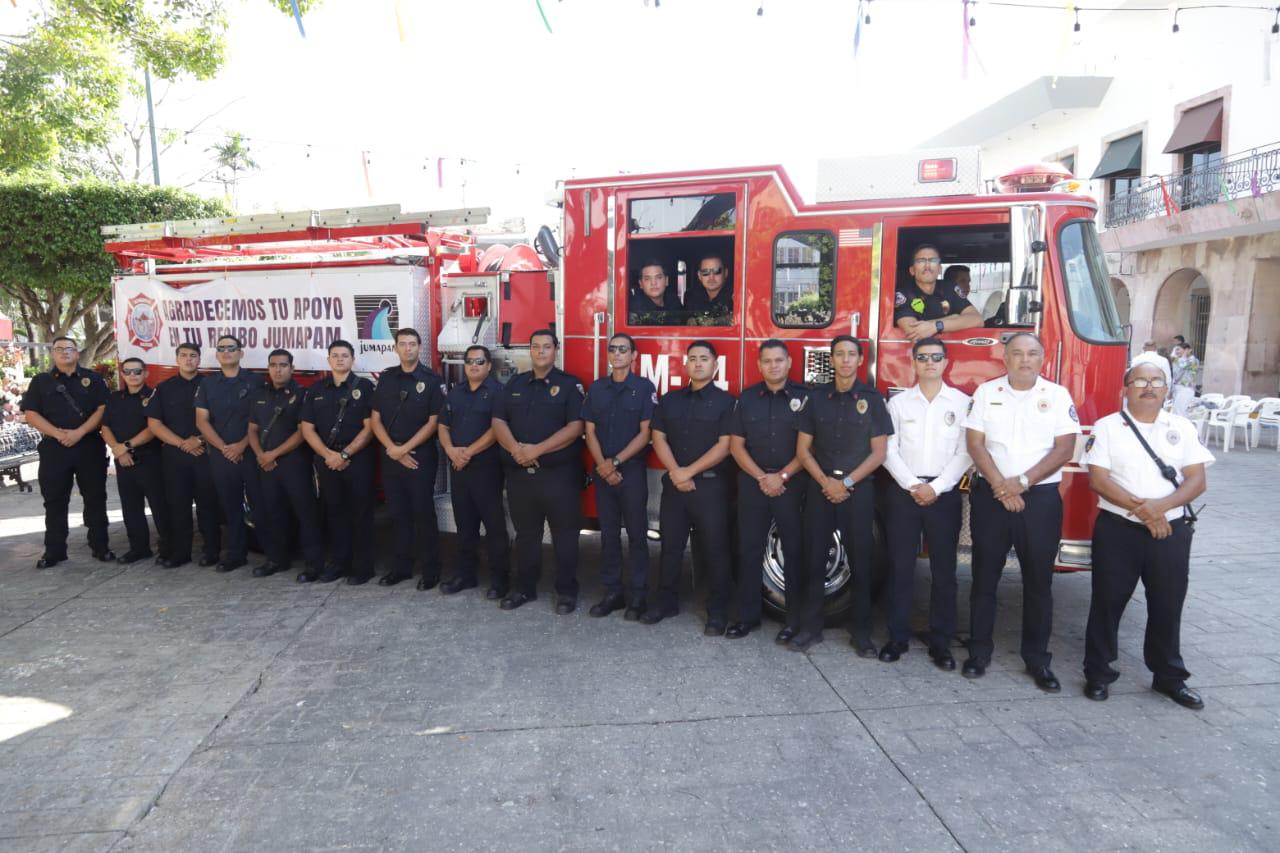 $!Recibe Bomberos Voluntarios de Mazatlán dos nuevas unidades