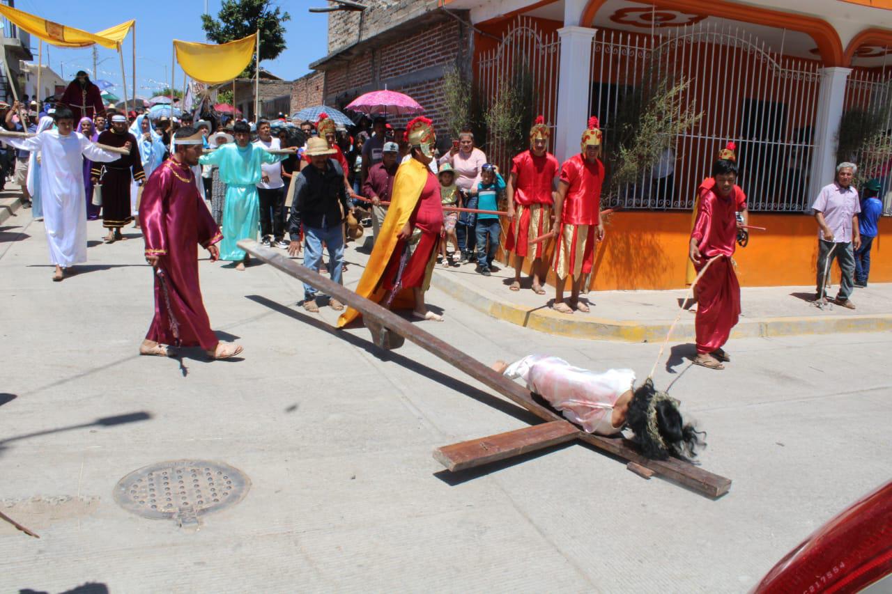 $!Se cumplen 322 años del tradicional Viacrucis de la comunidad indígena de Matatán