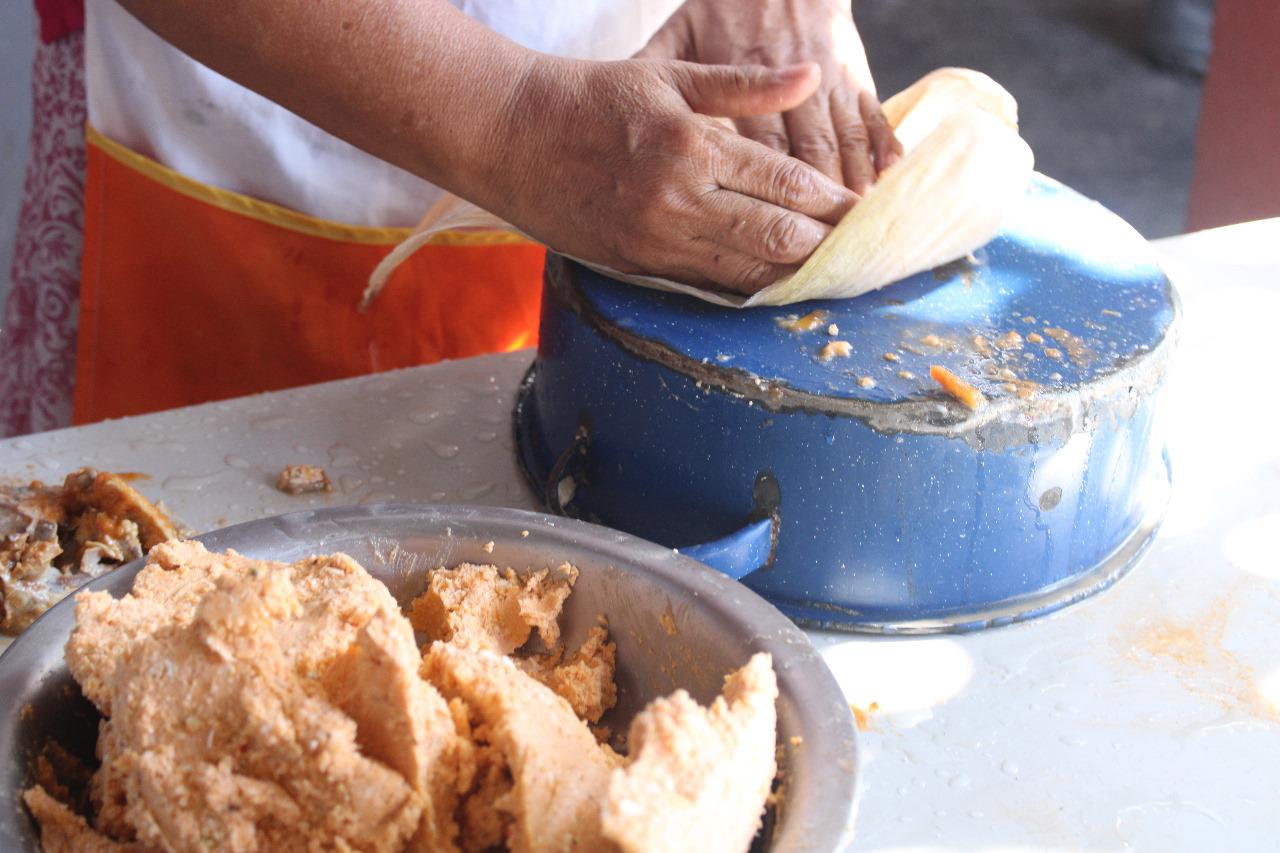 $!Los tamales de camarón barbón le han dado a Marichu las más grandes bendiciones