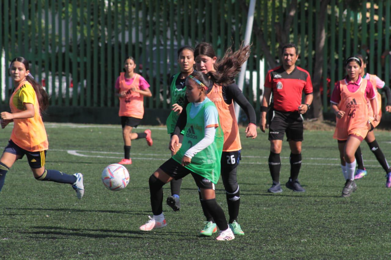 $!Gran respuesta en Mazatlán a visorías de Academia Femenil FIFA-FMF